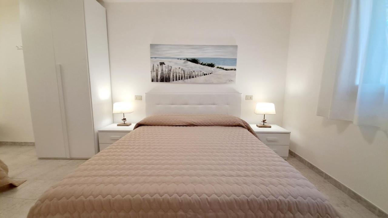 Villa Barbara Fra I Pini Lignano Sabbiadoro Eksteriør billede